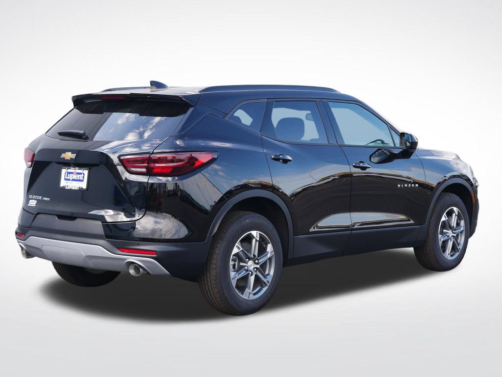 New 2026 Chevrolet Blazer LT w/ Convenience Package AWD/4WD image 3