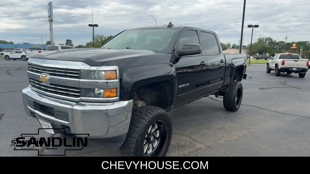 Used 2016 Chevrolet Silverado 2500 LT AWD/4WD image 4