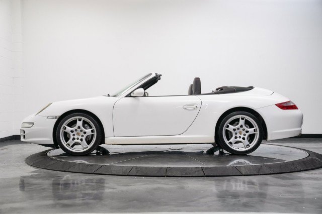 Used 2005 Porsche 911 Carrera image 10