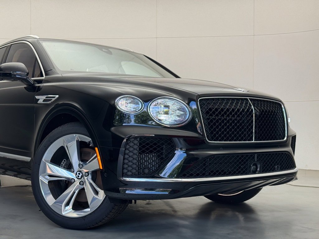 New 2024 Bentley Bentayga Plug-In Hybrid image 10