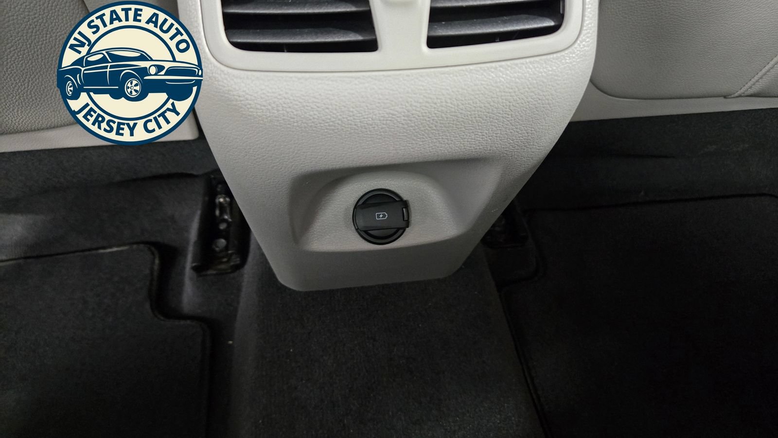 Used 2019 Hyundai Sonata Limited FWD image 31