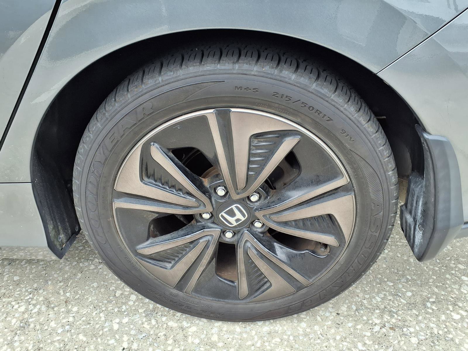Used 2019 Honda Civic EX image 5