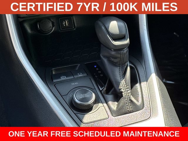 Used 2025 Toyota RAV4 XLE AWD/4WD image 22