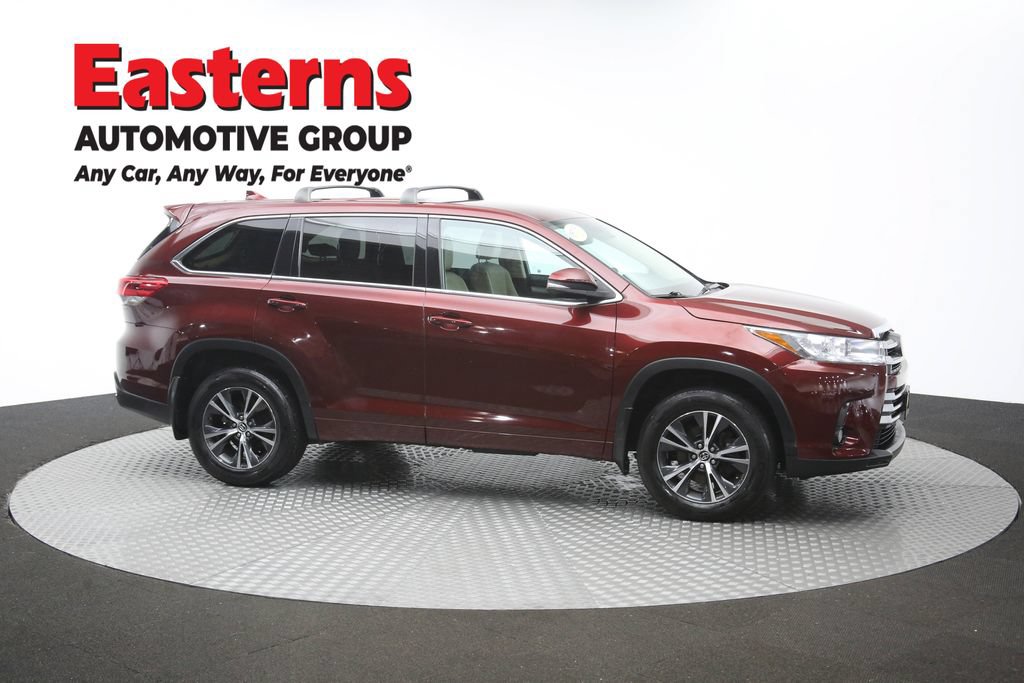 Used 2018 Toyota Highlander Plus AWD/4WD image 46