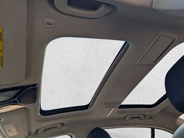 Used 2018 BMW 740i xDrive image 16