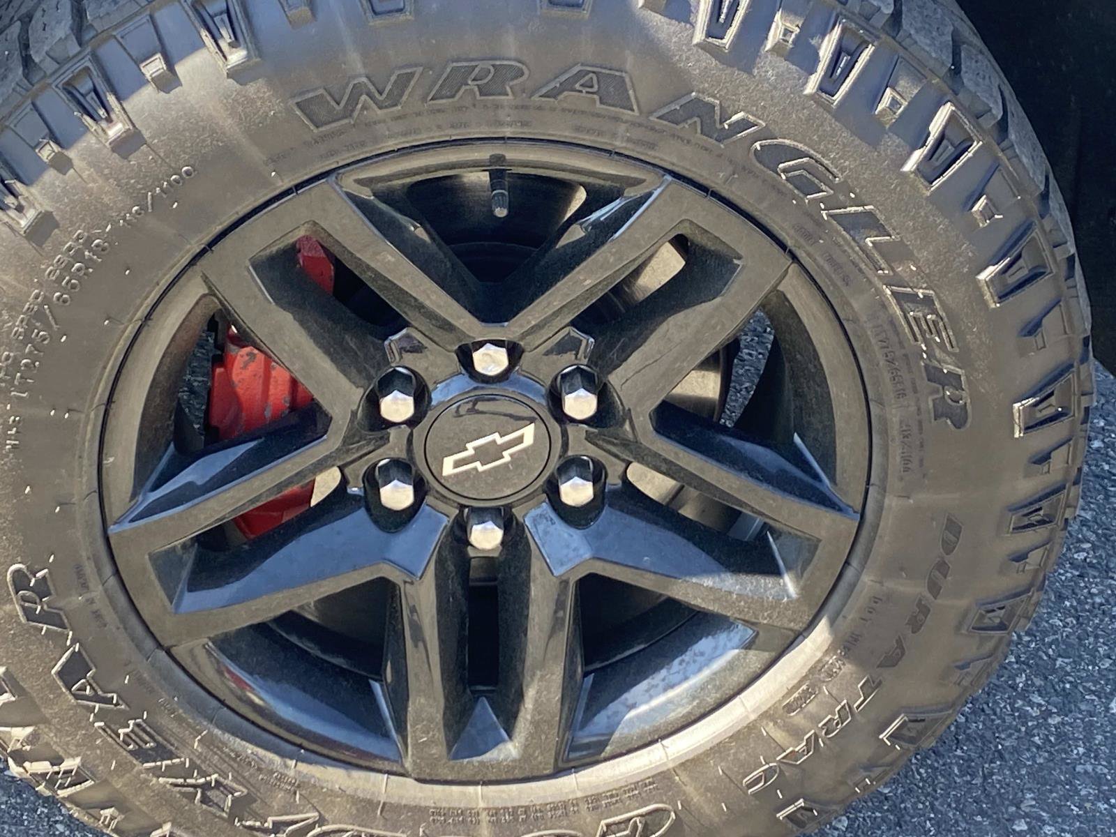 Used 2020 Chevrolet Silverado 1500 Custom Trail Boss w/ Custom Convenience Package AWD/4WD image 24