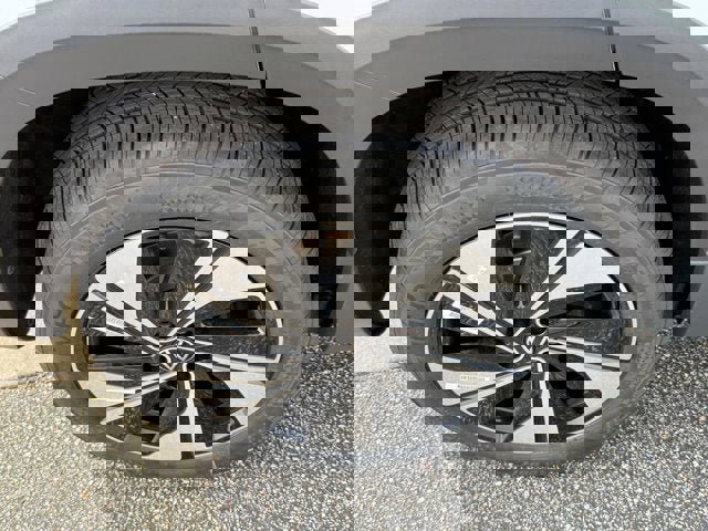 New 2026 Volkswagen Taos SE AWD/4WD image 4