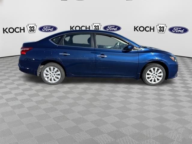 Used 2019 Nissan Sentra S image 9