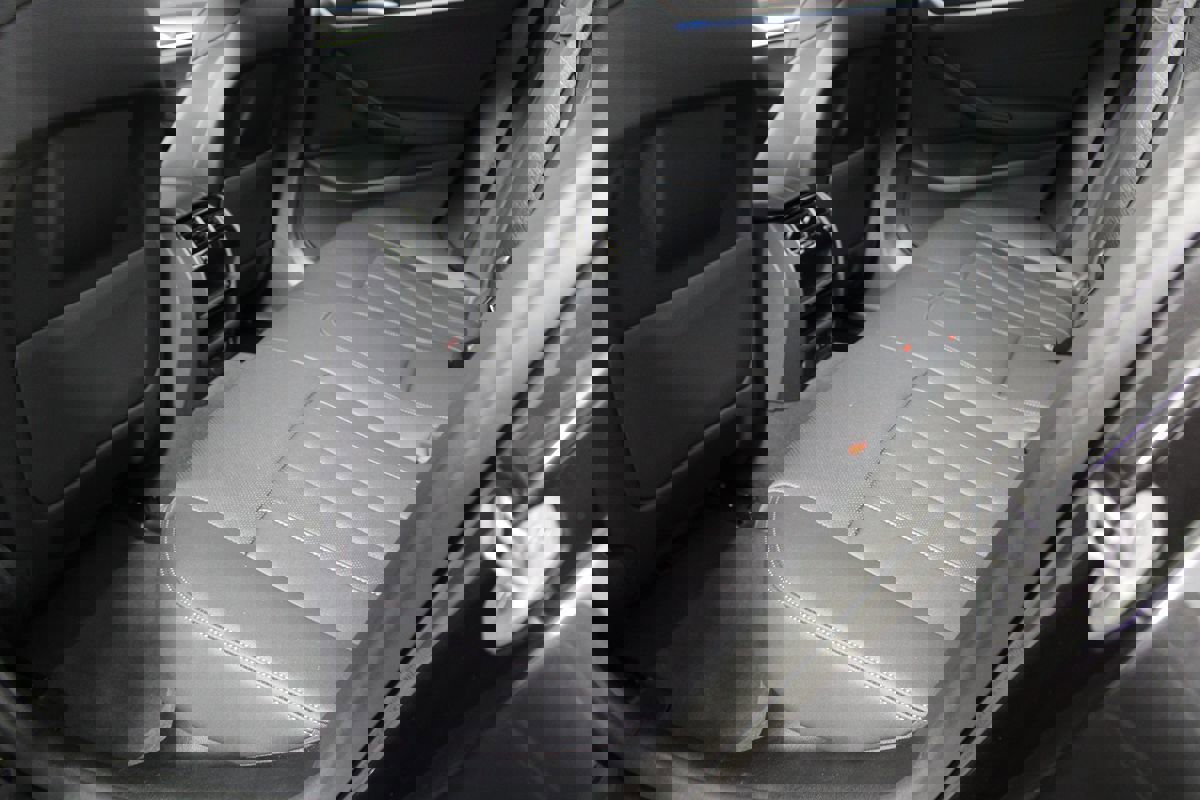 Used 2023 BMW 530e 530e w/ M Sport Package image 31