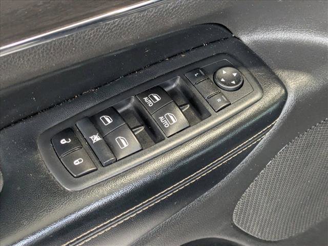 Used 2017 Jeep Grand Cherokee Limited AWD/4WD image 12