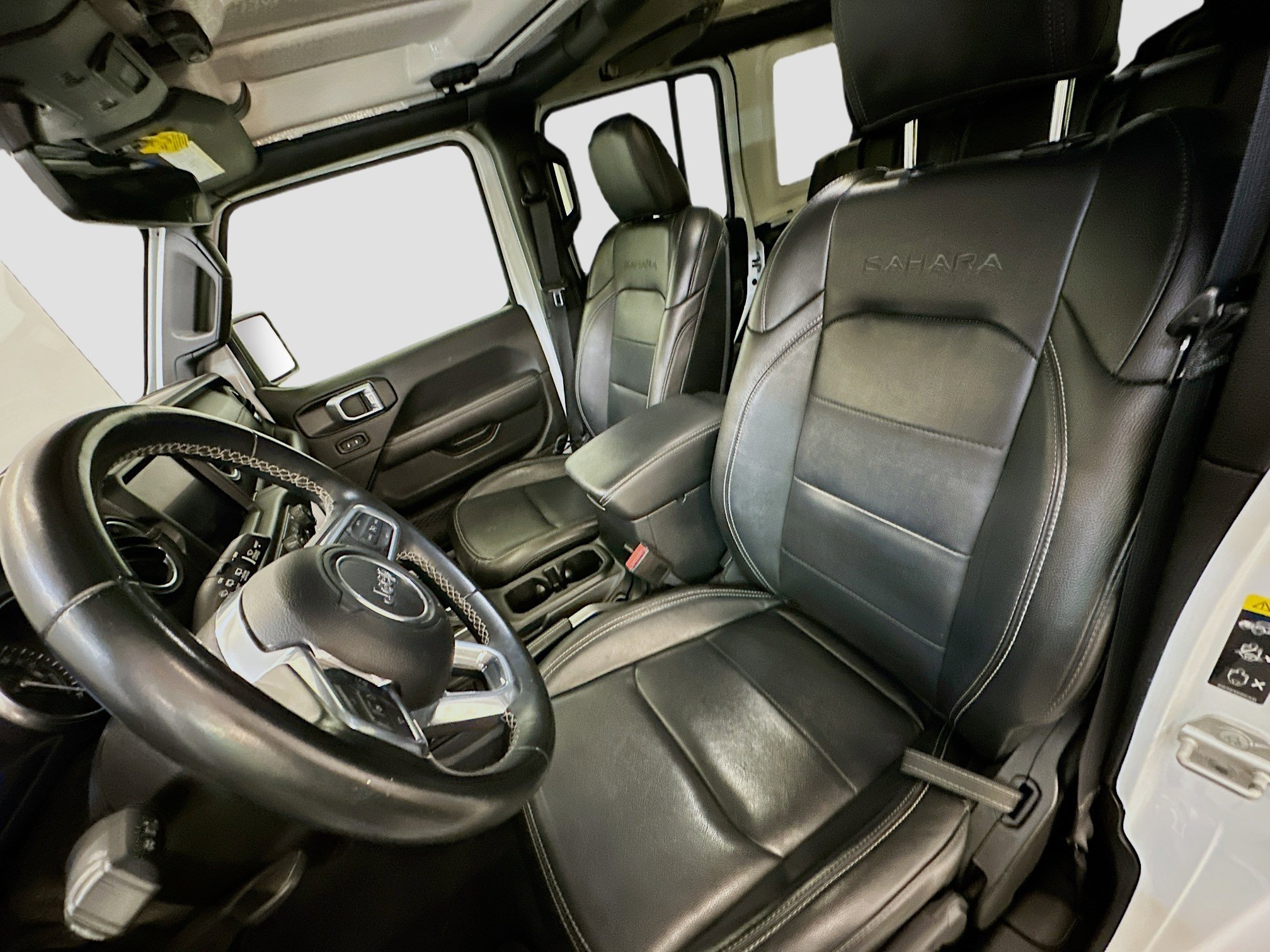 Used 2021 Jeep Wrangler Sahara image 13