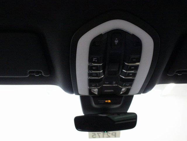 New 2024 Porsche Macan image 37