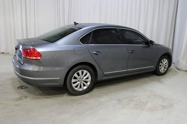 Used 2013 Volkswagen Passat TDI SEL Premium image 6