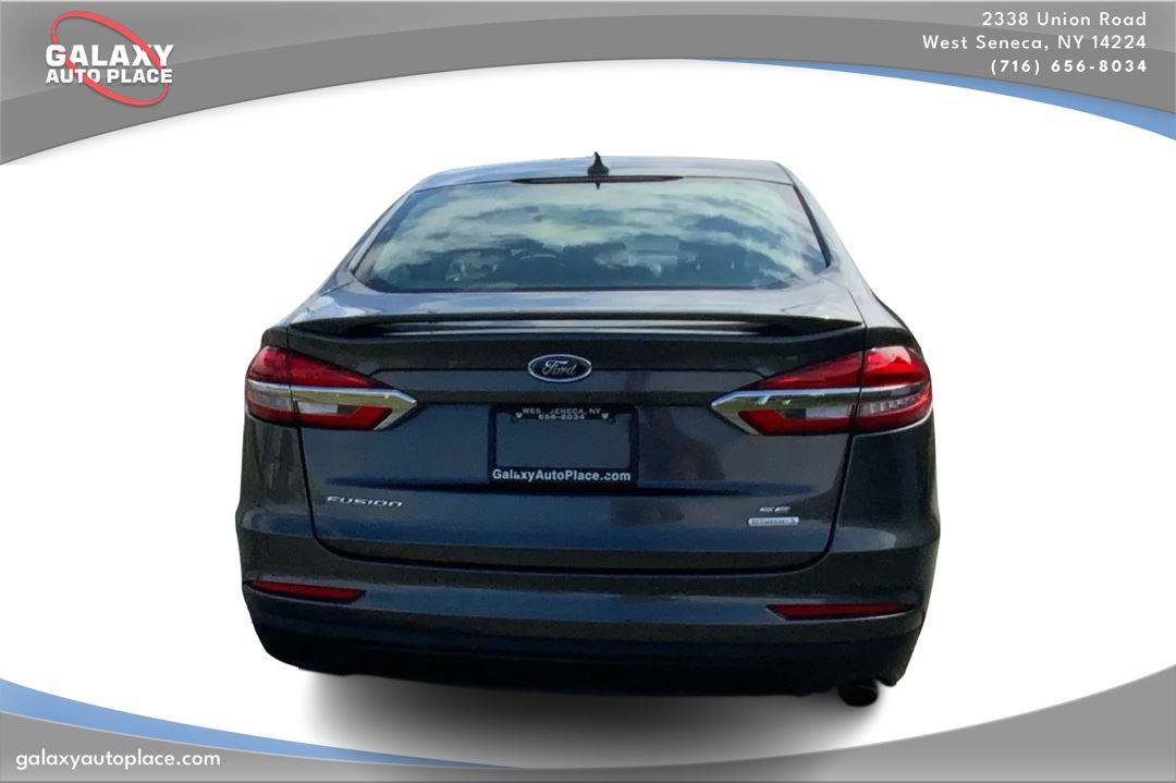 Used 2020 Ford Fusion SE w/ Equipment Group 151A image 6