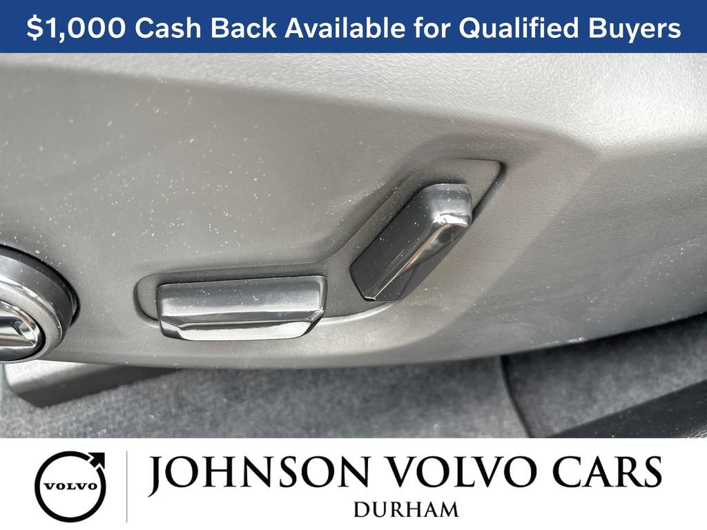 New 2026 Volvo XC60 B5 Plus w/ Protection Package Premier AWD/4WD image 14