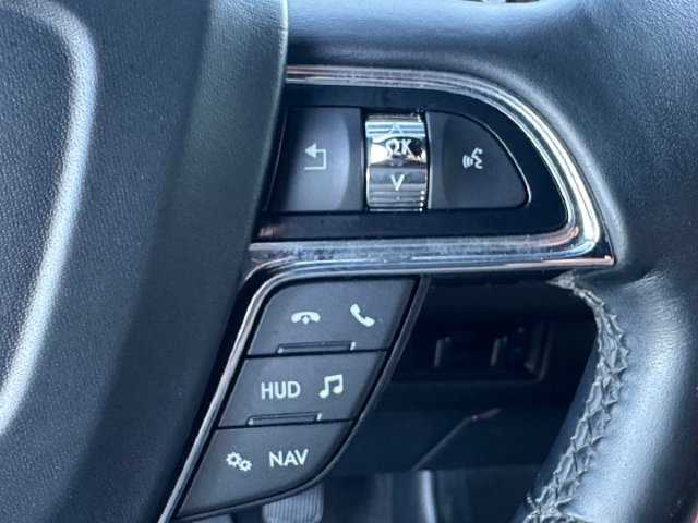 Used 2019 Lincoln Navigator Reserve AWD/4WD image 8