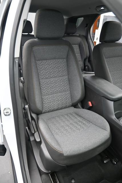 Used 2024 Chevrolet Equinox LT FWD image 17