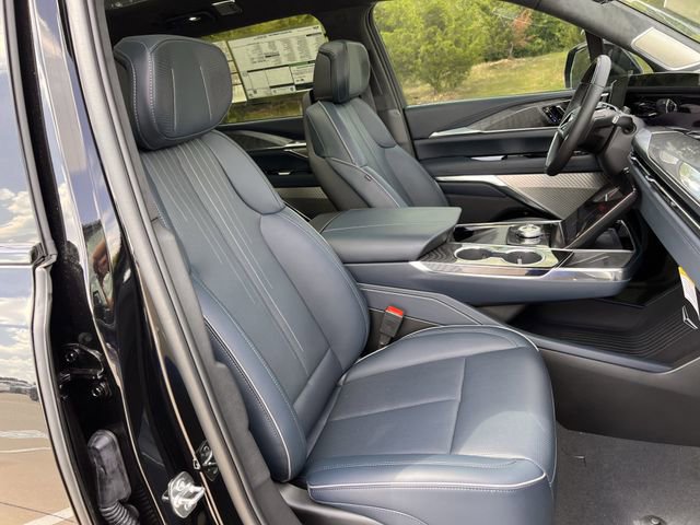 New 2026 Cadillac Escalade IQ Sport 2 w/ LPO, ONYX Package AWD/4WD image 21