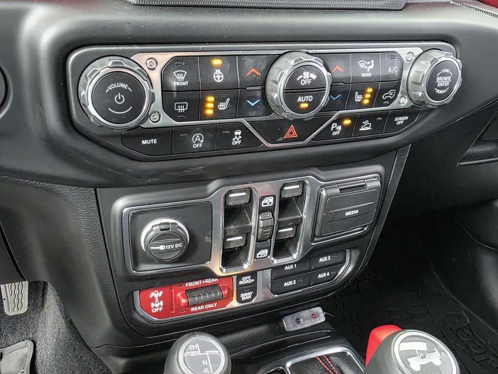 Used 2021 Jeep Wrangler Unlimited Rubicon AWD/4WD image 25