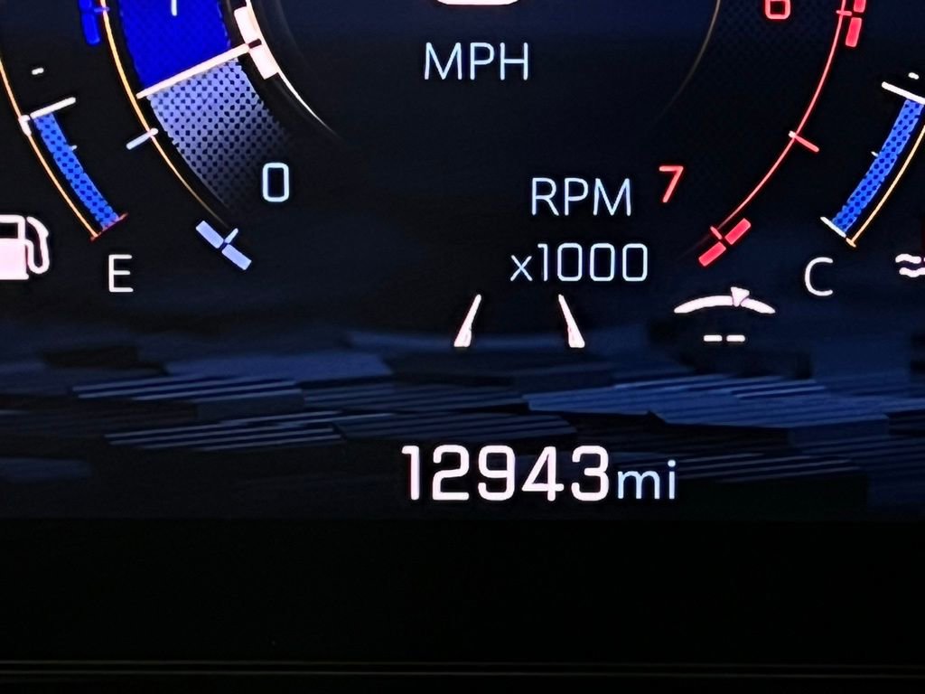 Used 2025 Chevrolet Tahoe RST image 16