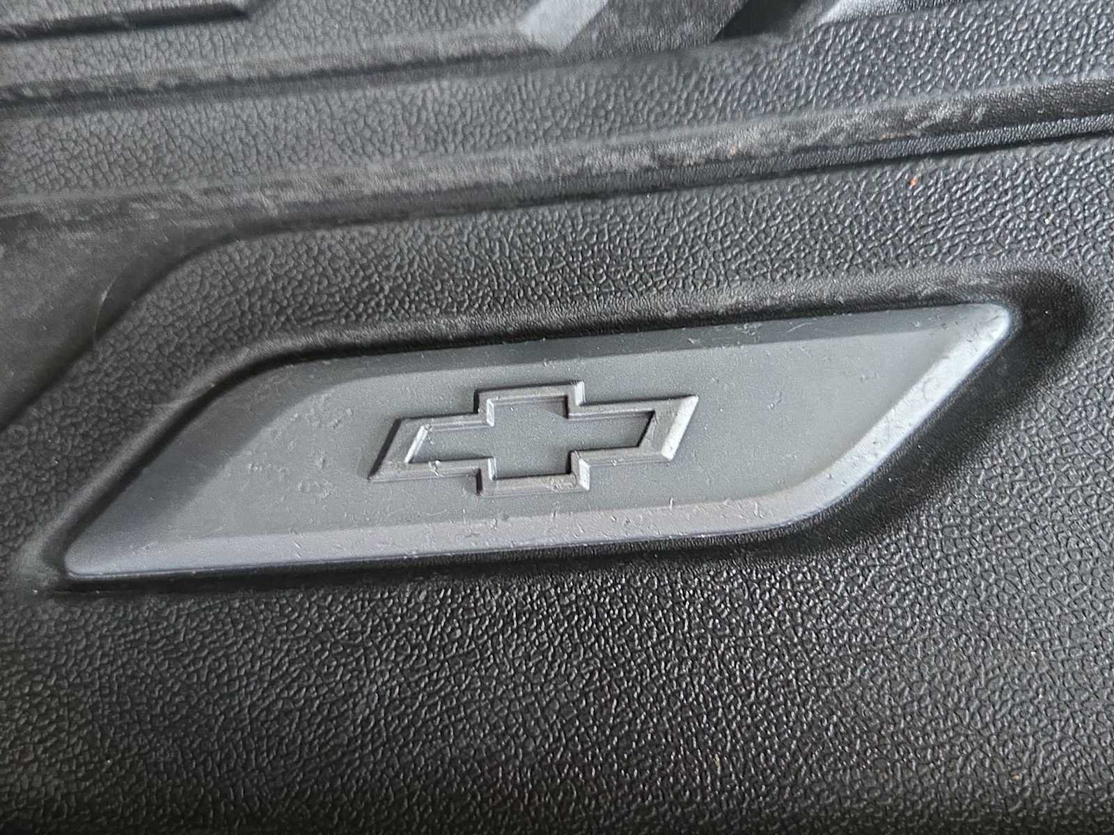 Used 2026 Chevrolet Colorado ZR2 w/ Technology Package AWD/4WD image 11