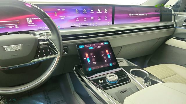 Used 2025 Cadillac Escalade IQ Sport 1 w/ Smart Trailering package AWD/4WD image 50