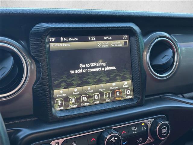 Used 2022 Jeep Gladiator Overland AWD/4WD image 11