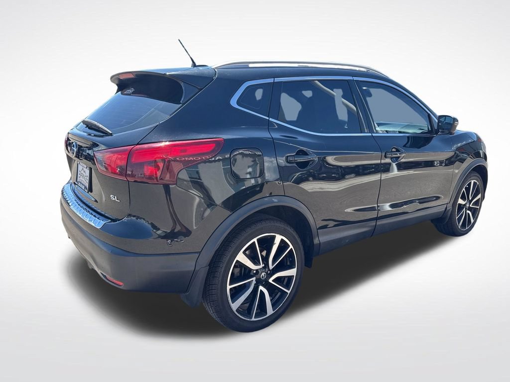 Used 2018 Nissan Rogue Sport SL w/ SL Premium Package FWD image 5