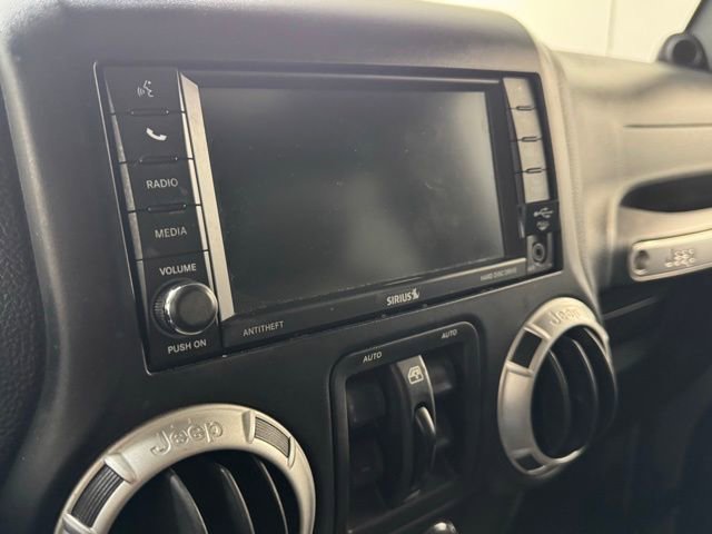 Used 2014 Jeep Wrangler Unlimited Sport image 14