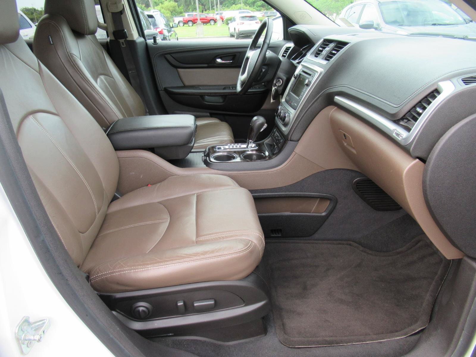 Used 2017 GMC Acadia Limited SLT FWD image 10