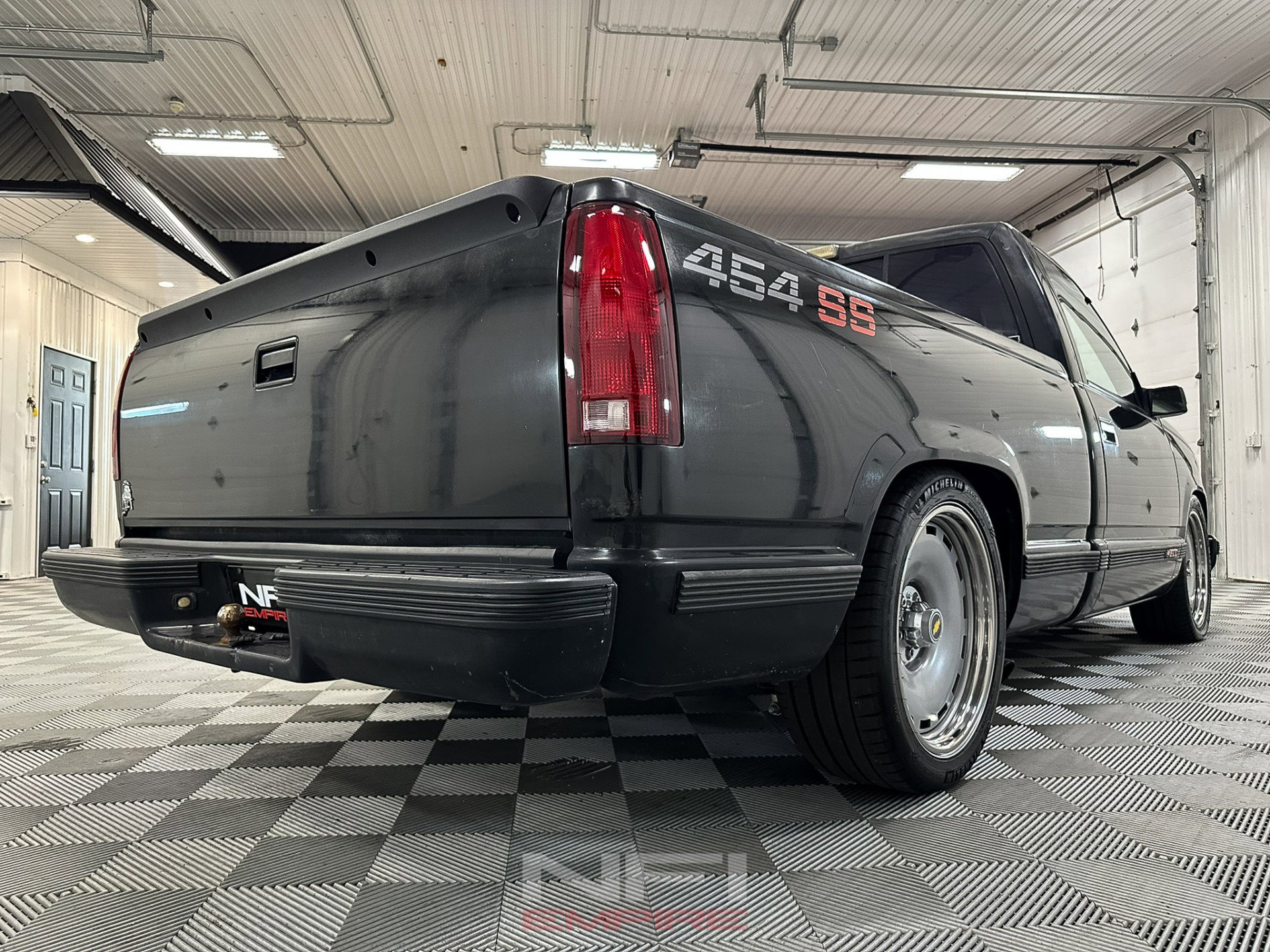 Used 1990 Chevrolet Silverado 1500 454 SS image 19