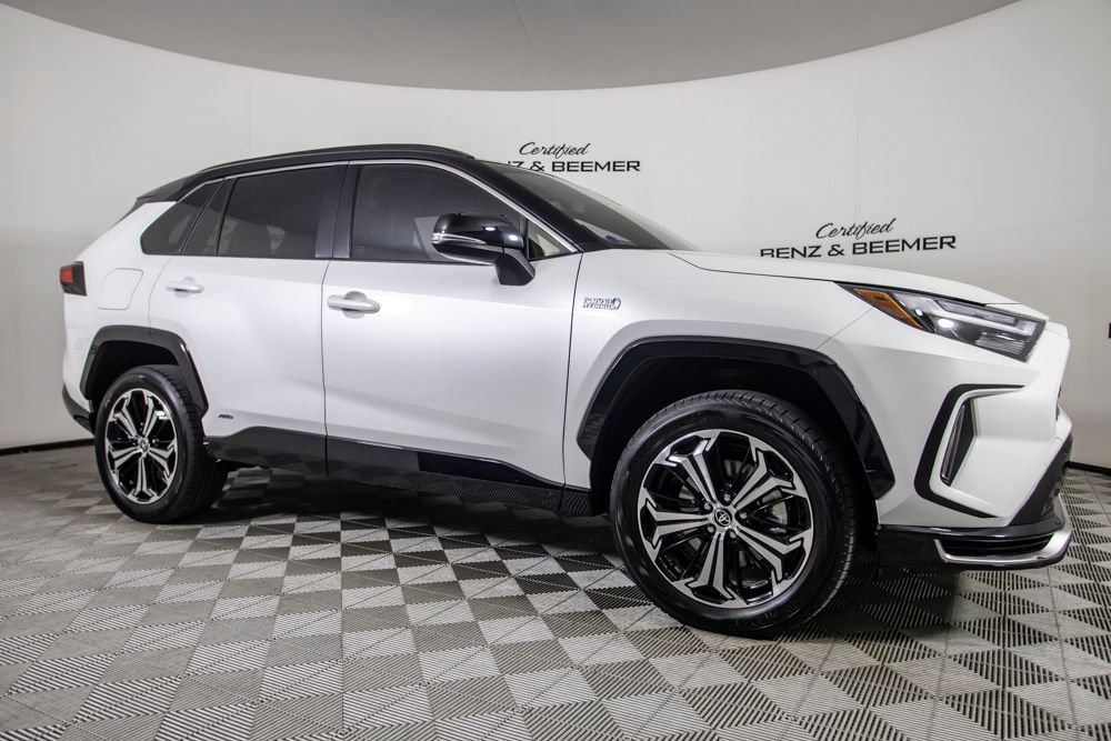 Used 2023 Toyota RAV4 XSE w/ Weather Package AWD/4WD image 2