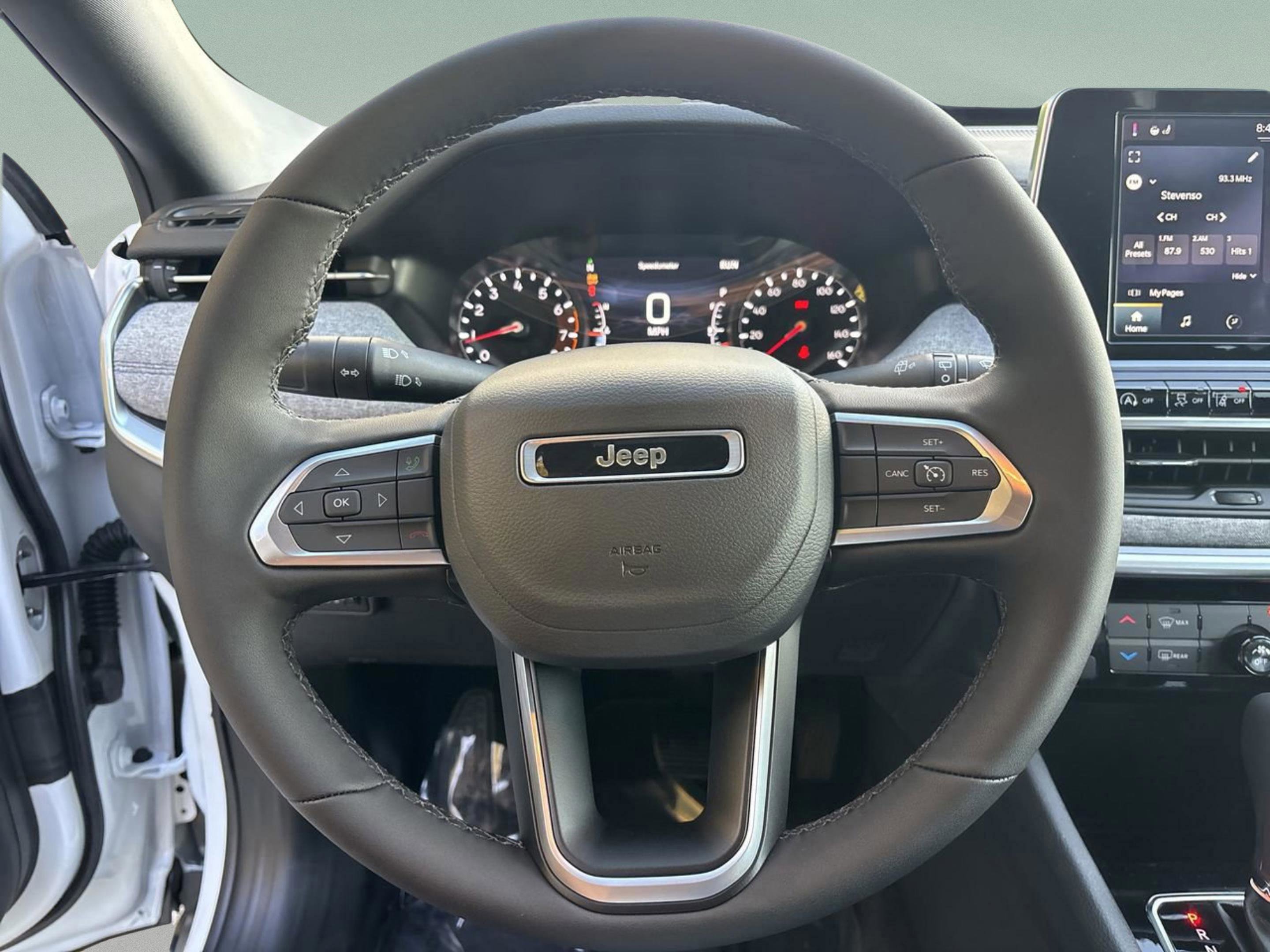 New 2026 Jeep Compass Latitude image 27