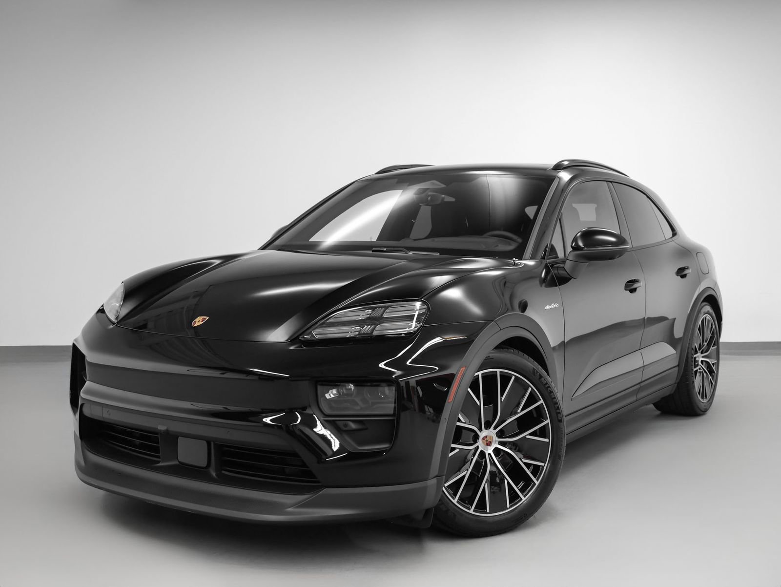 Certified 2025 Porsche Macan 4 Electric