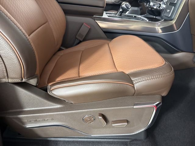 New 2025 Ford F150 King Ranch w/ FX4 Off-Road Package image 23