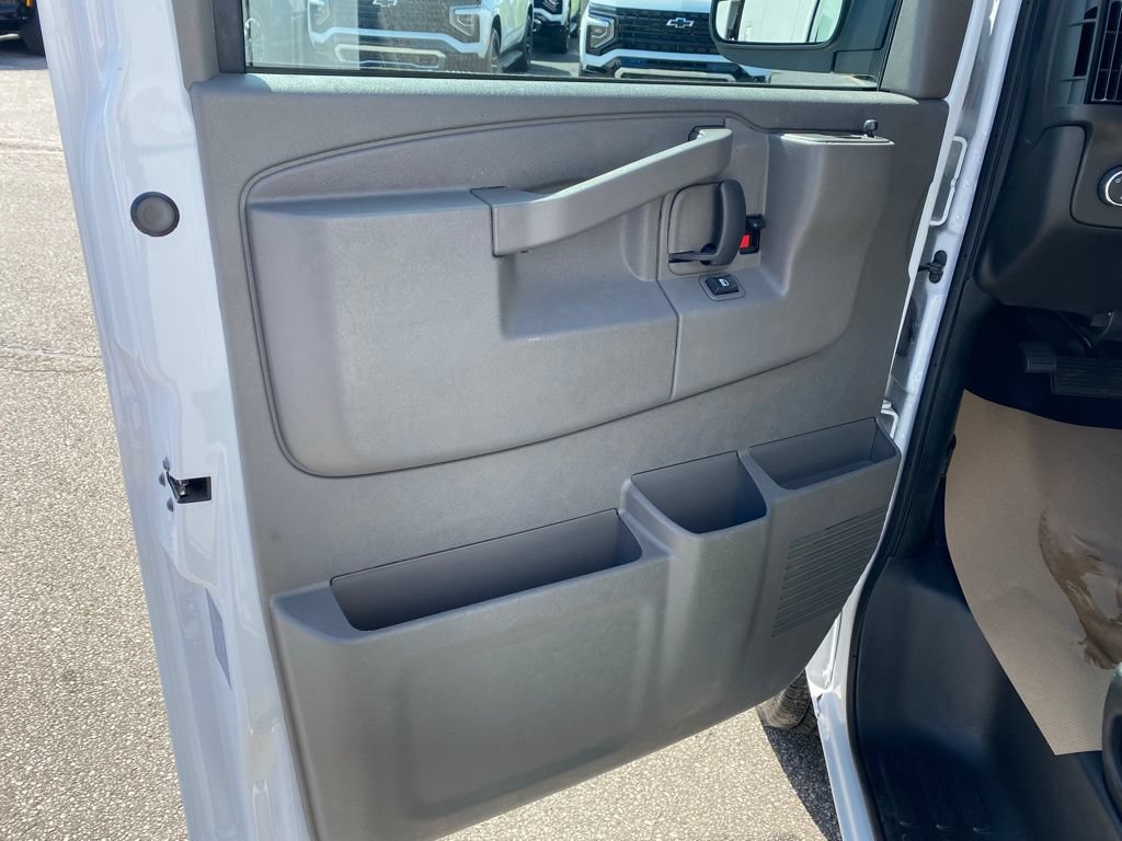 New 2025 Chevrolet Express 3500 w/ Power Convenience Package RWD image 12