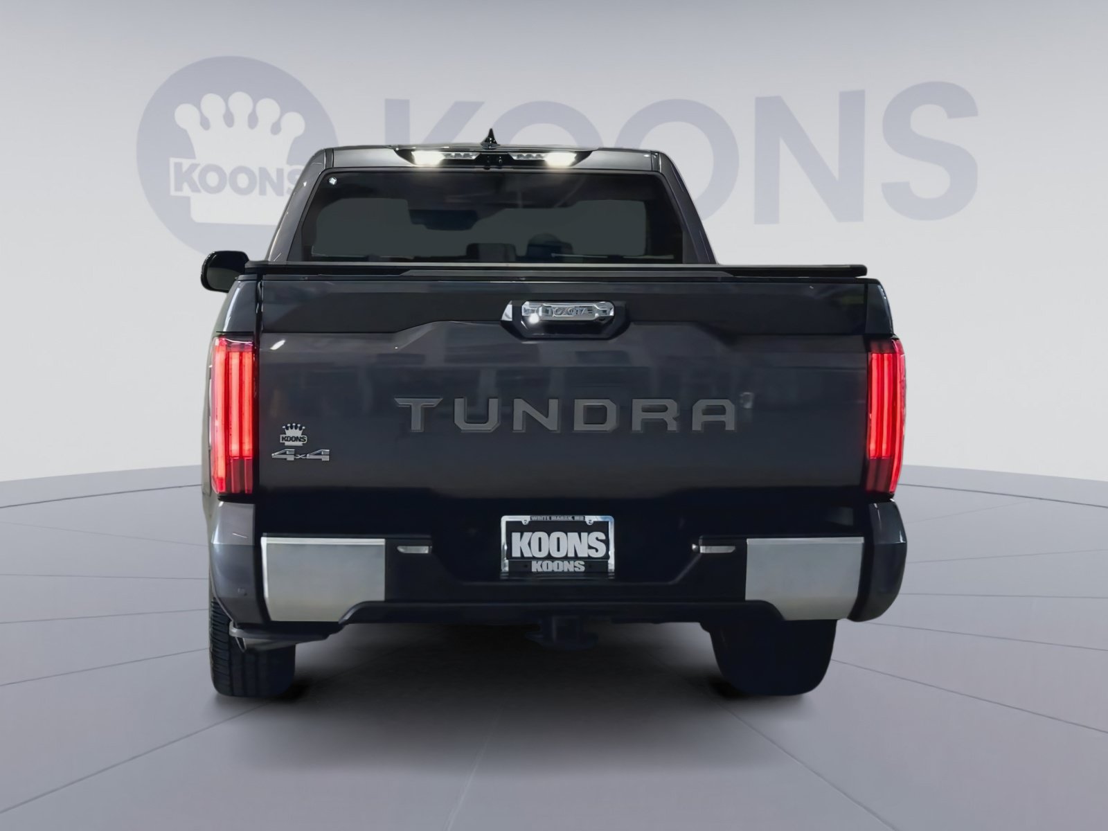 Used 2023 Toyota Tundra Capstone AWD/4WD image 10