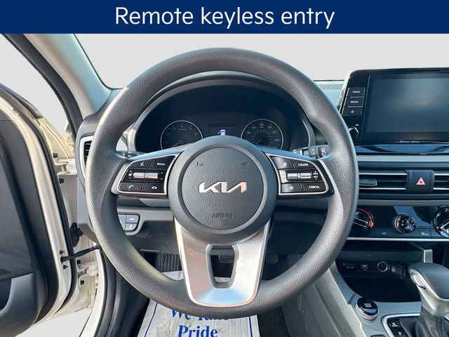 Used 2023 Kia Seltos LX image 14