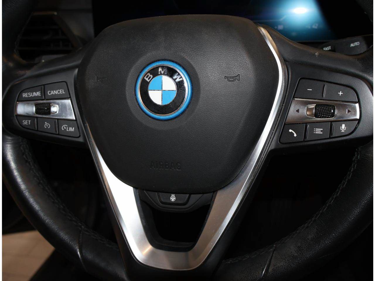 Certified 2024 BMW i4 eDrive35 w/ Premium Package RWD image 19