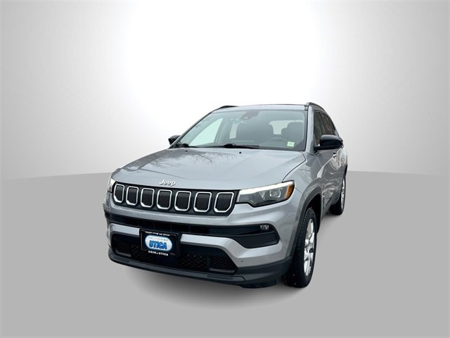 Used 2022 Jeep Compass Latitude w/ Sun and Sound Group image 1