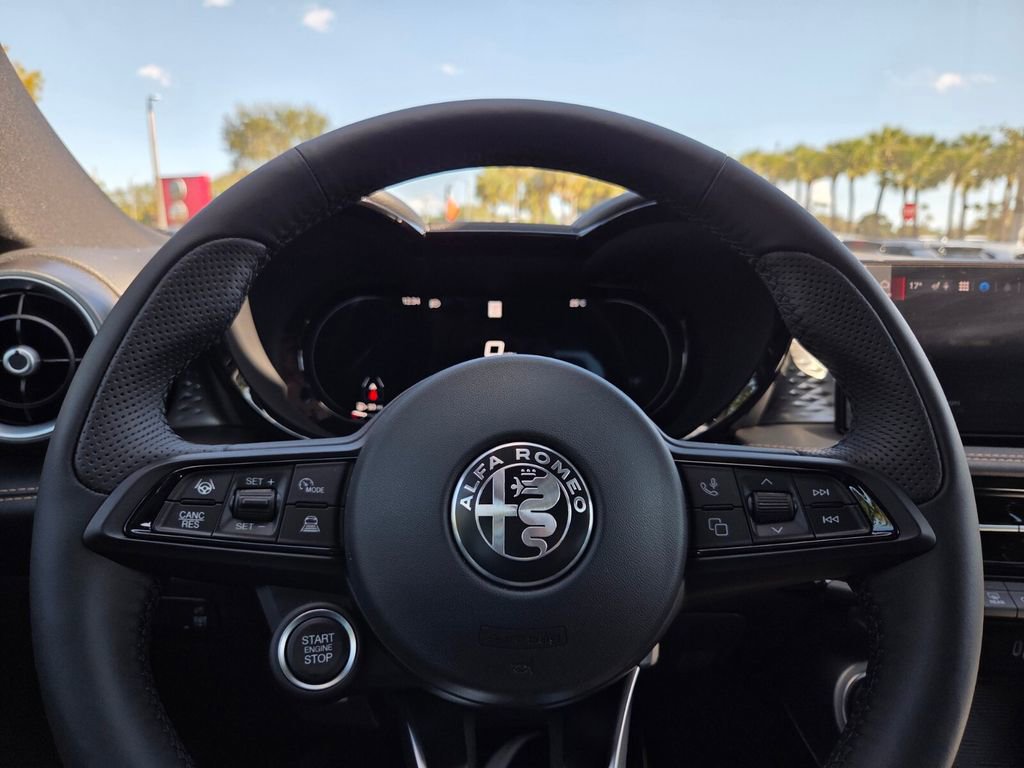 New 2026 Alfa Romeo Tonale Sprint w/ Active Assist Package image 24