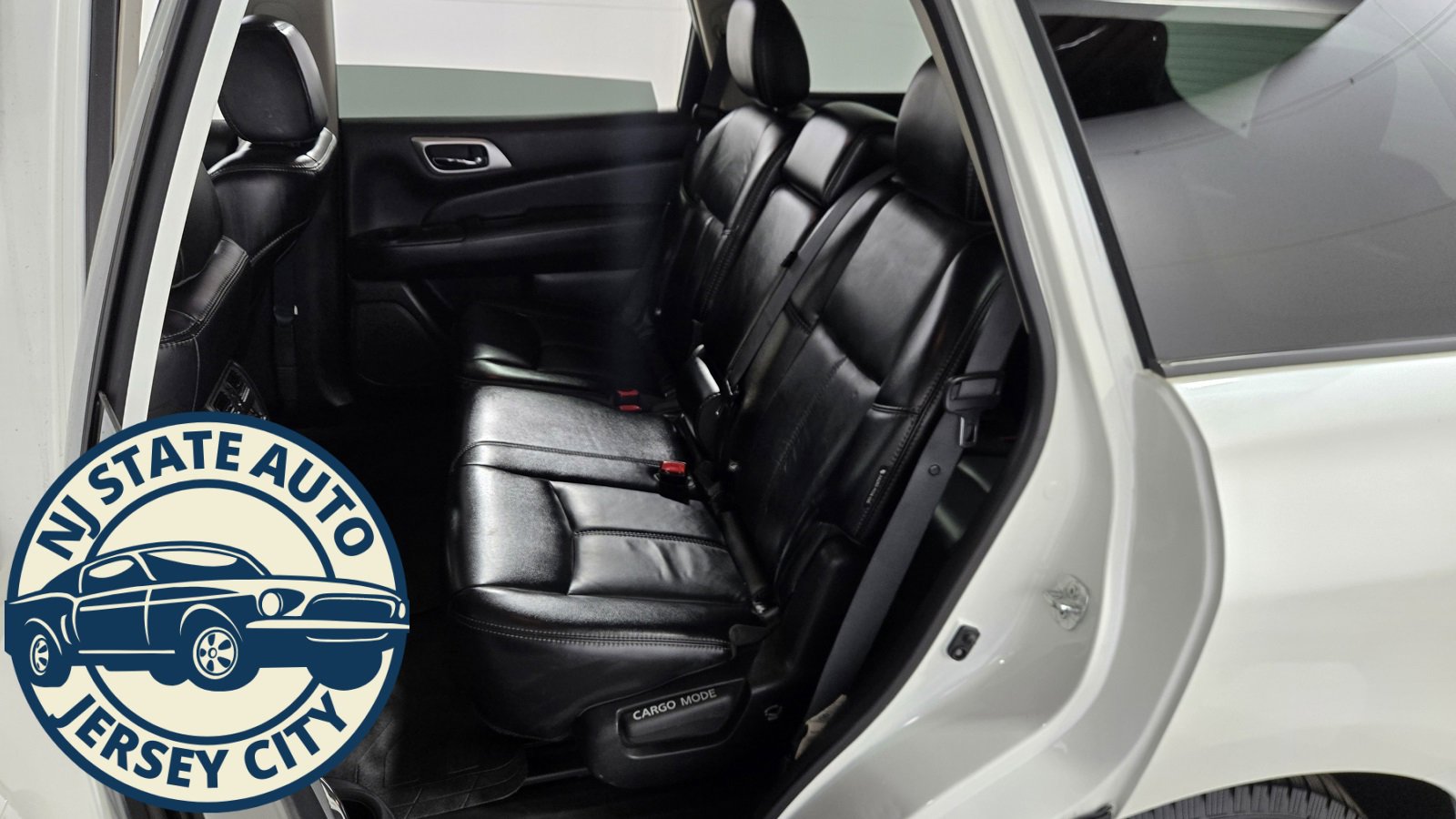 Used 2018 Nissan Pathfinder SL image 26