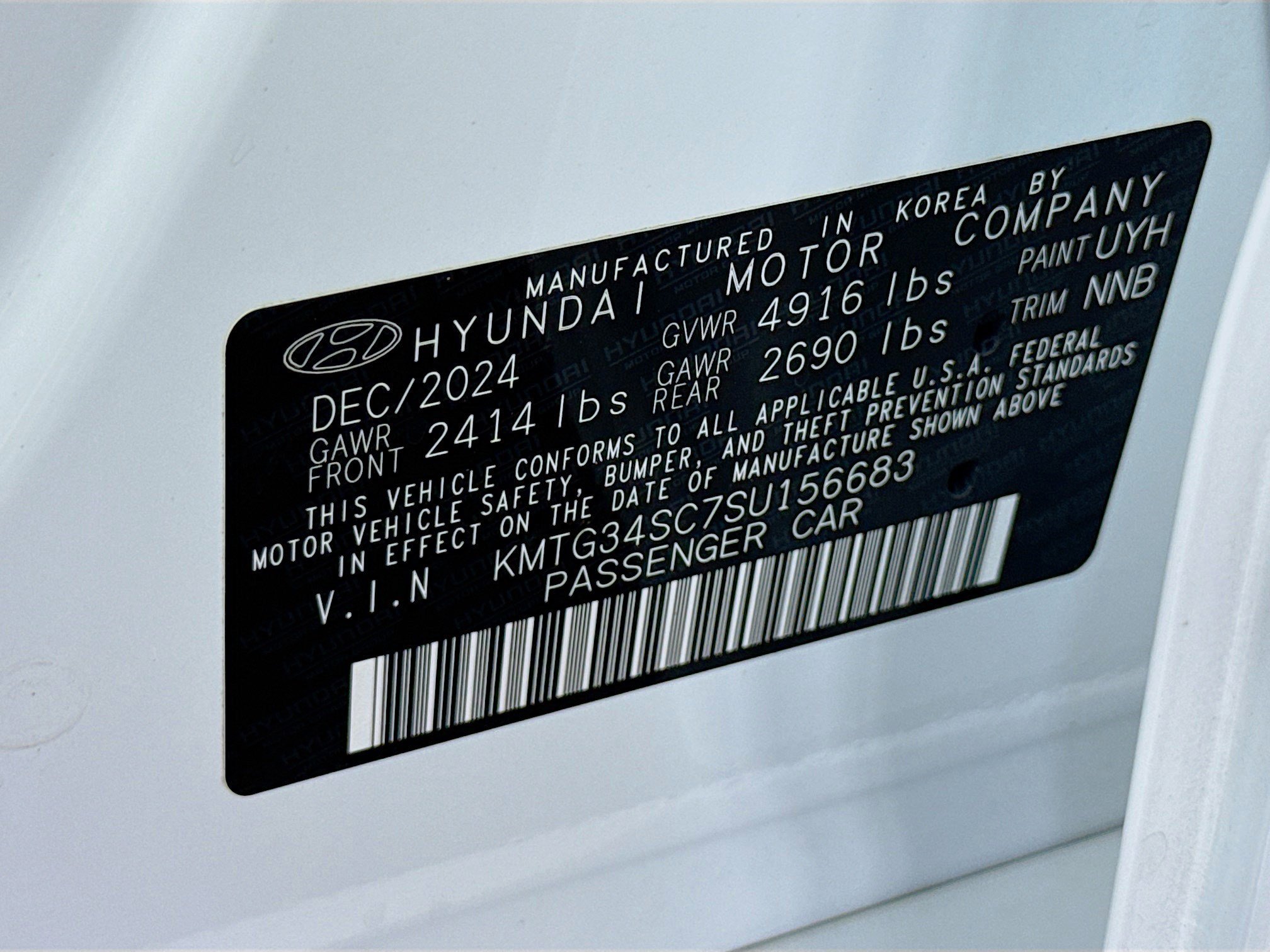 Used 2025 Genesis G70 2.5T image 40