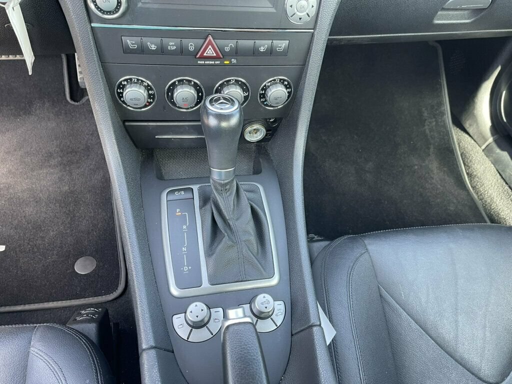 Used 2009 Mercedes-Benz SLK 350 image 21