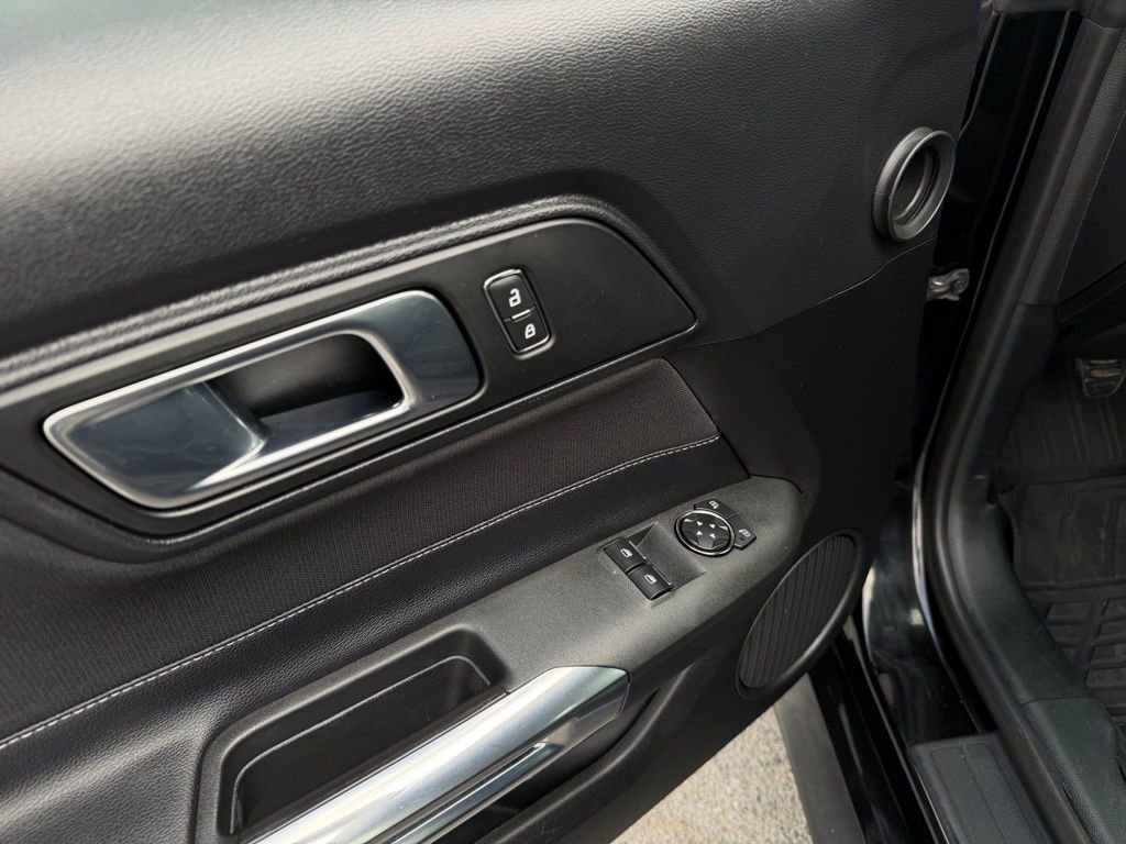 Used 2021 Ford Mustang GT image 16