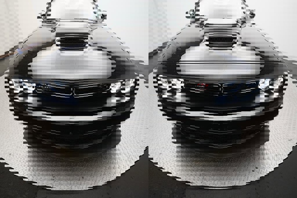 Used 2023 Dodge Challenger R/T w/ Plus Package image 21