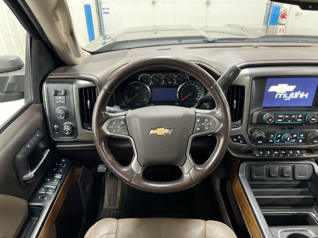 Used 2015 Chevrolet Silverado 3500 LTZ w/ Duramax Plus Package AWD/4WD image 6