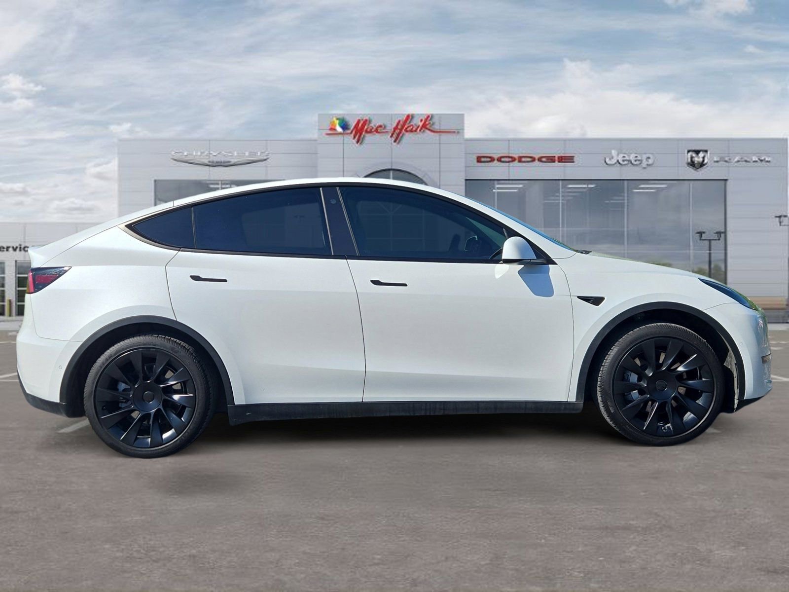 Used 2021 Tesla Model Y Long Range AWD/4WD image 6