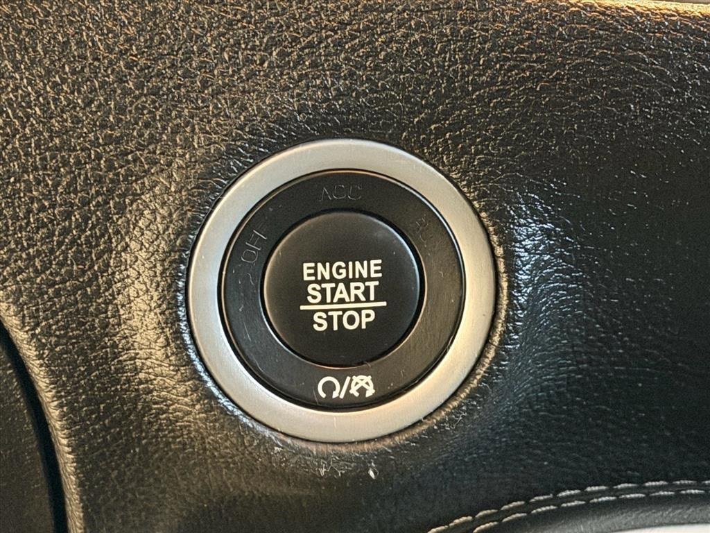 Used 2022 Dodge Challenger R/T w/ Blacktop Package image 24