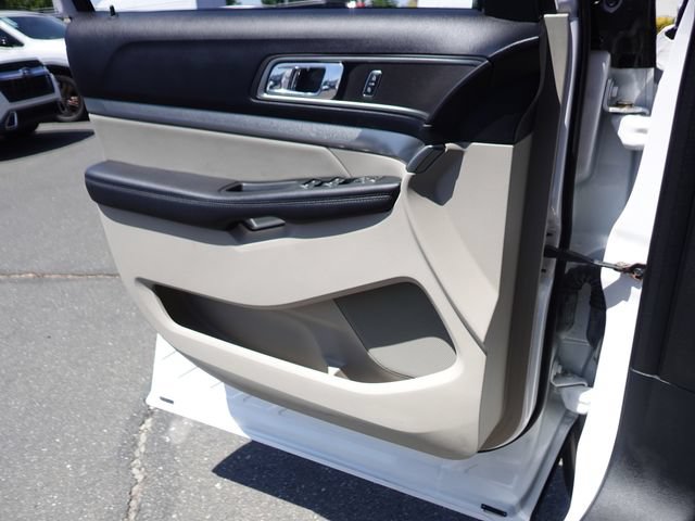 Used 2019 Ford Explorer XLT w/ Class III Trailer Tow Package FWD image 17